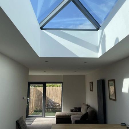 The Annexe - Pagham Apartment Exterior photo
